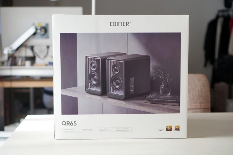 Edifier QR65 レビュー｜TurboGaN充電＆RGBライト搭載・デザインと機能