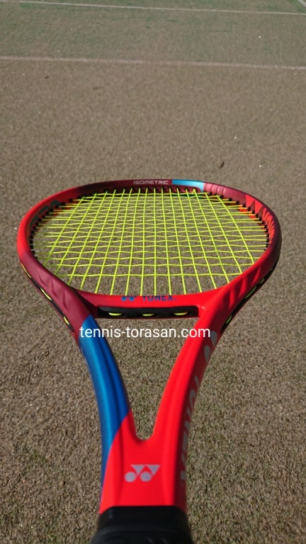 Yonex Vcore 100 2021 インプレ 評価 感想レビュー 柔らか超スピン