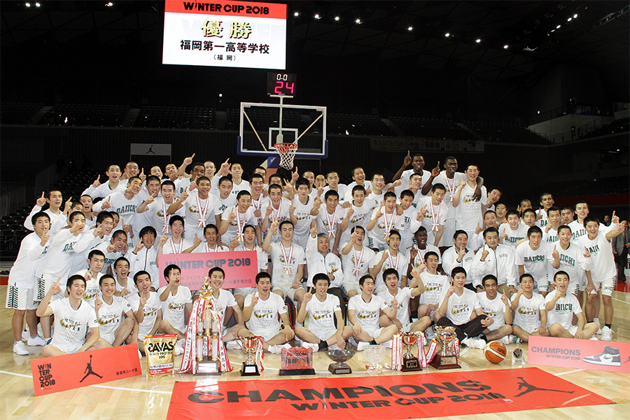福岡第一、ダブルスコアで2年ぶり優勝 指揮官「福岡で事実上の決勝戦