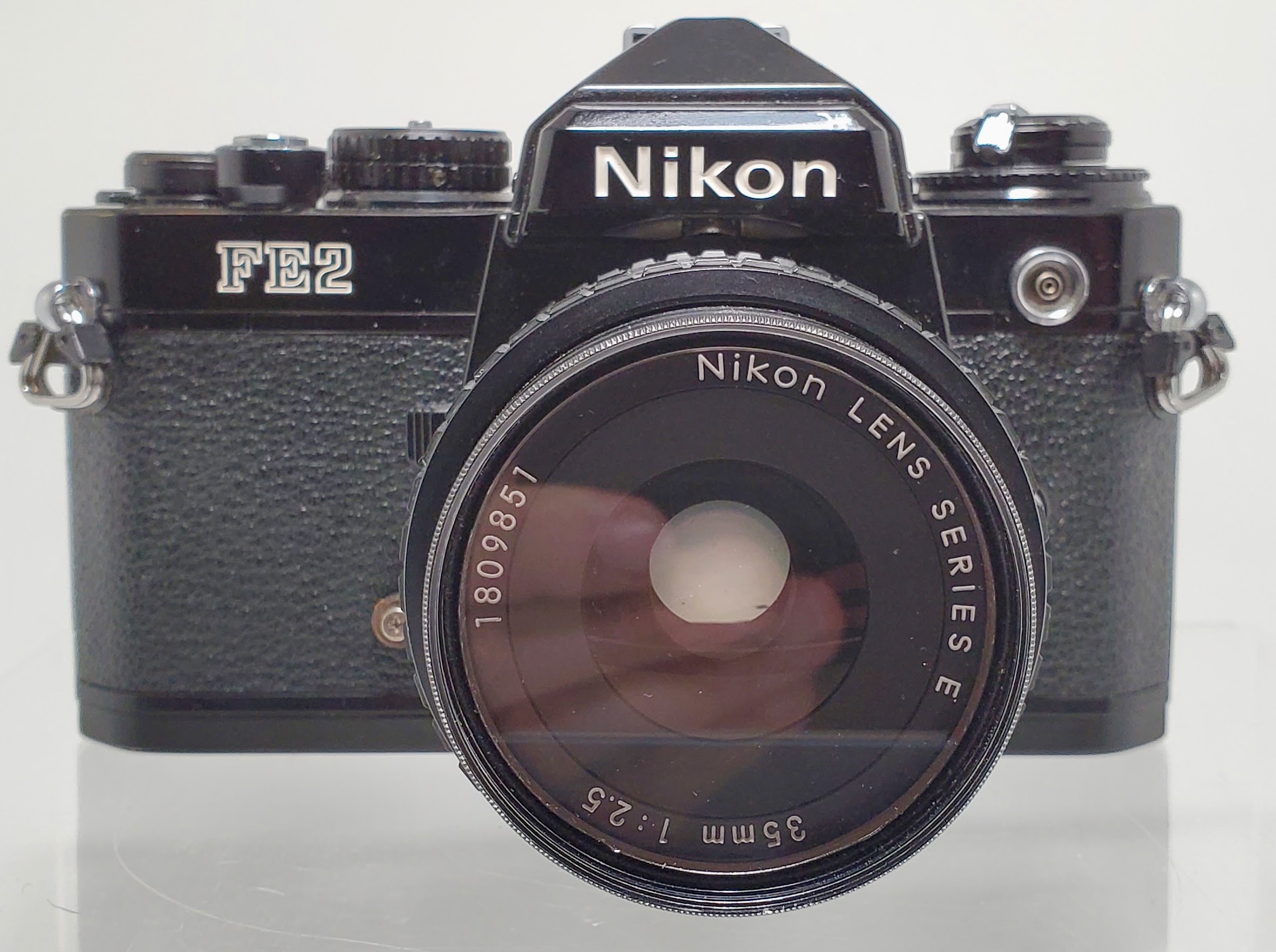 Nikon FE2 - thegashaus