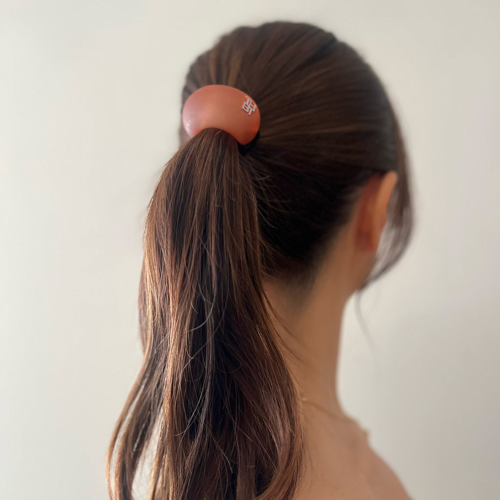 フロスティング ルーサイト ドームポニーカフ | THE HAIR BAR TOKYO