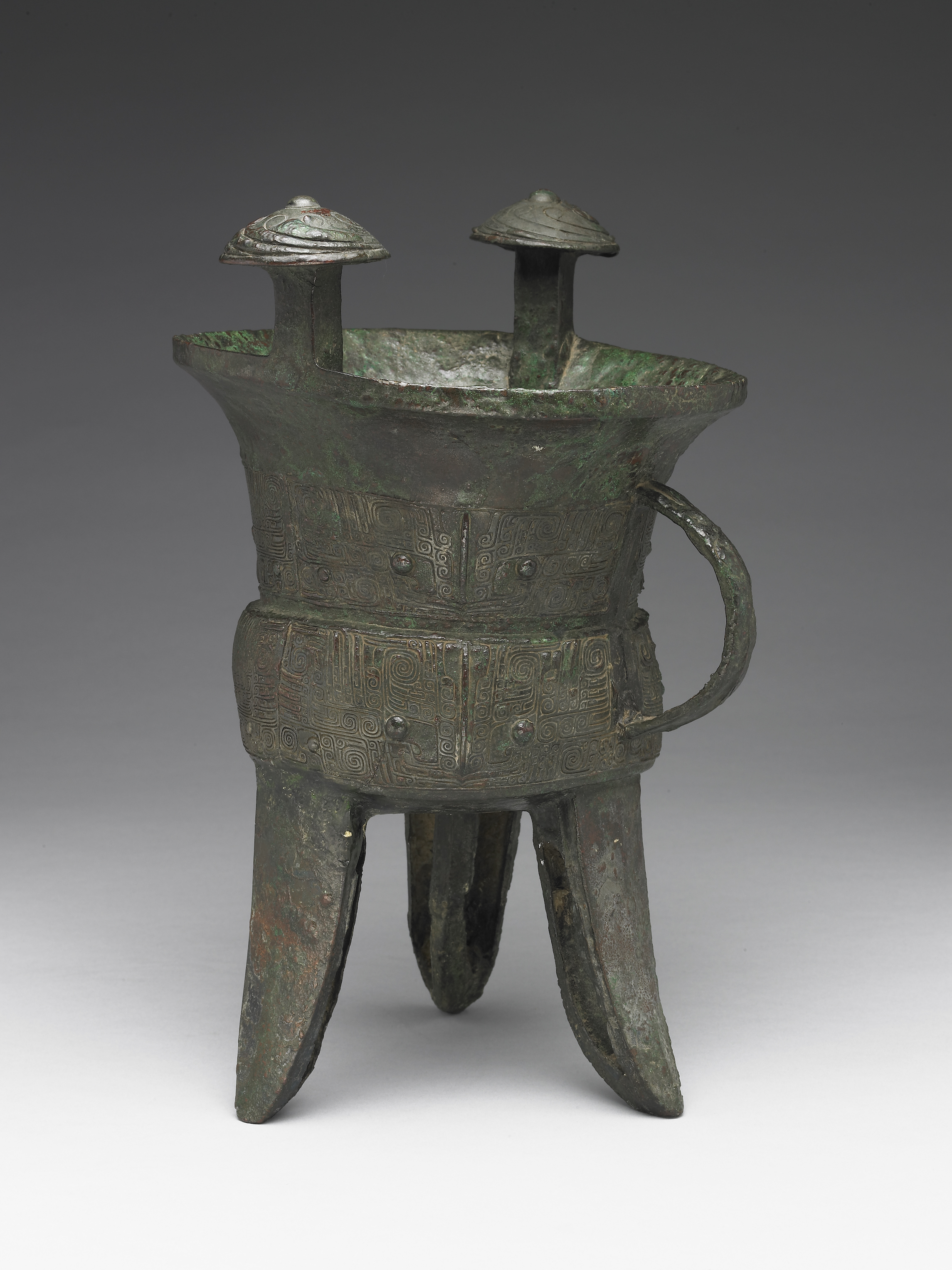 國立故宮博物院3D文物賞析專區-3D典藏文物-商晚期獸面紋斝