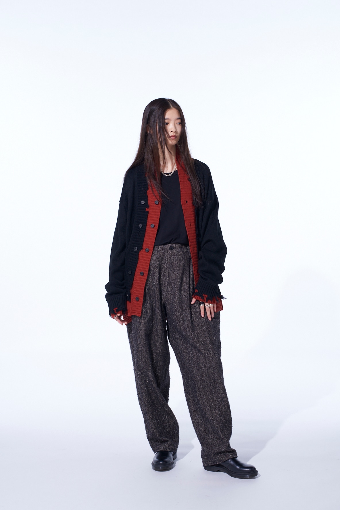 CORPILON BULKY WOOL COLOR-BLOCKED DAMAGE CARDIGAN(M Black x Terra