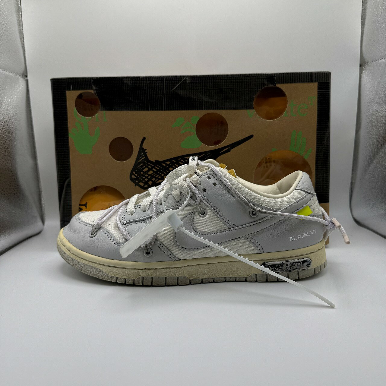 楽天市場】off-white × nike dunk low 1 of 50（靴）の通販