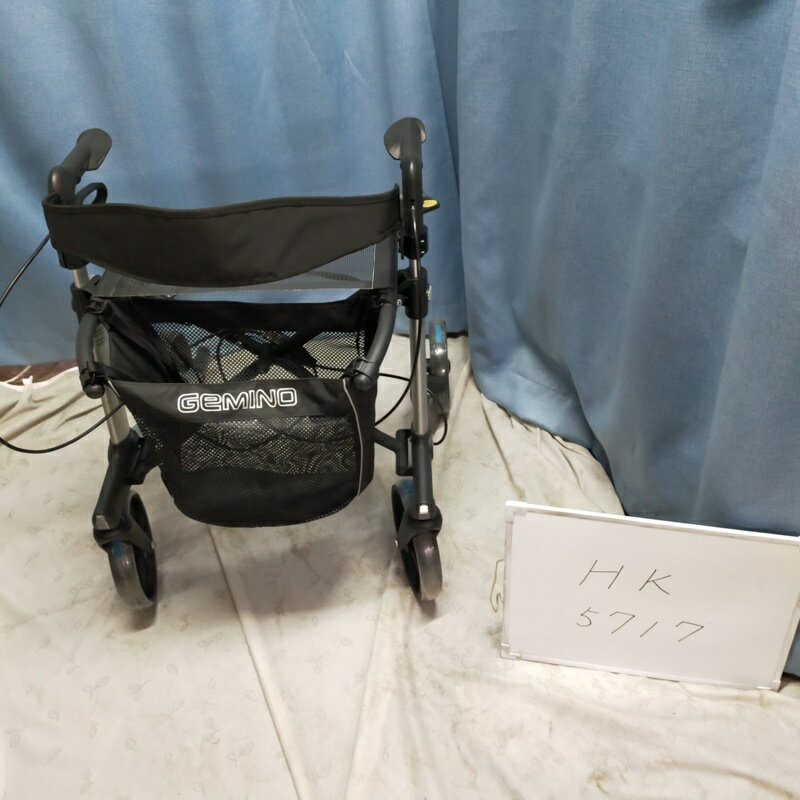 楽天市場】歩行器（ブランドパラマウントベッド）（移動・歩行支援用品