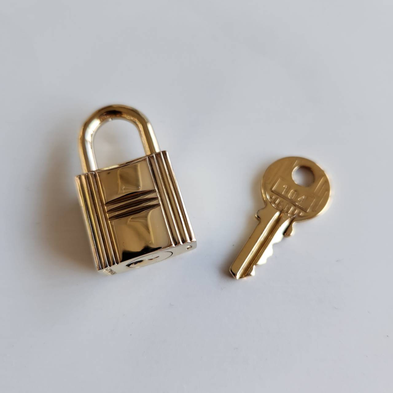 楽天市場】エルメス 南京錠（ブランドエルメス）の通販