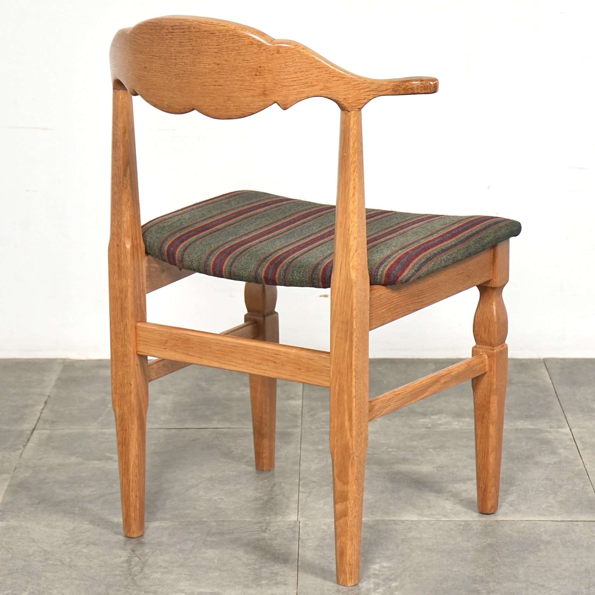 Henning Kjaernulf】ヴィンテージ ダイニングチェア – TIME HYPE