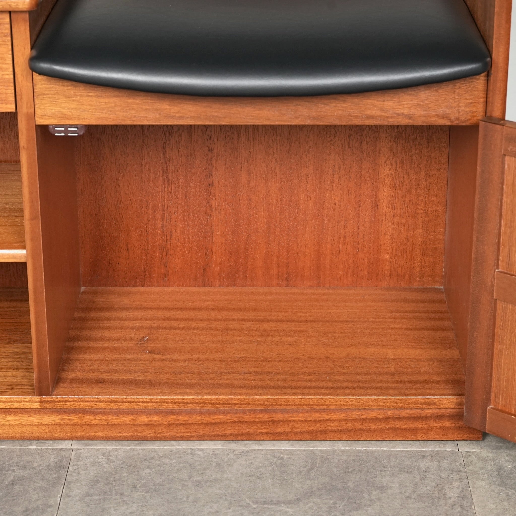 NATHAN】ヴィンテージ テレフォンベンチ【張替済】 – TIME HYPE