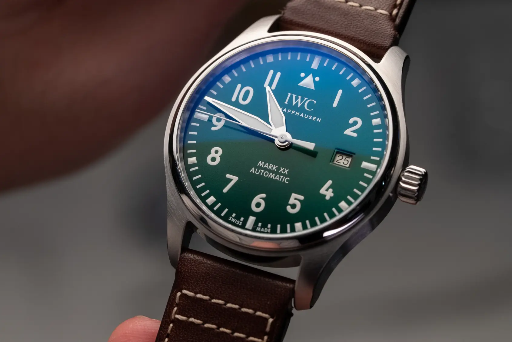 HANDS-ON: The new IWC Mark XX and its NEW BRACELET!