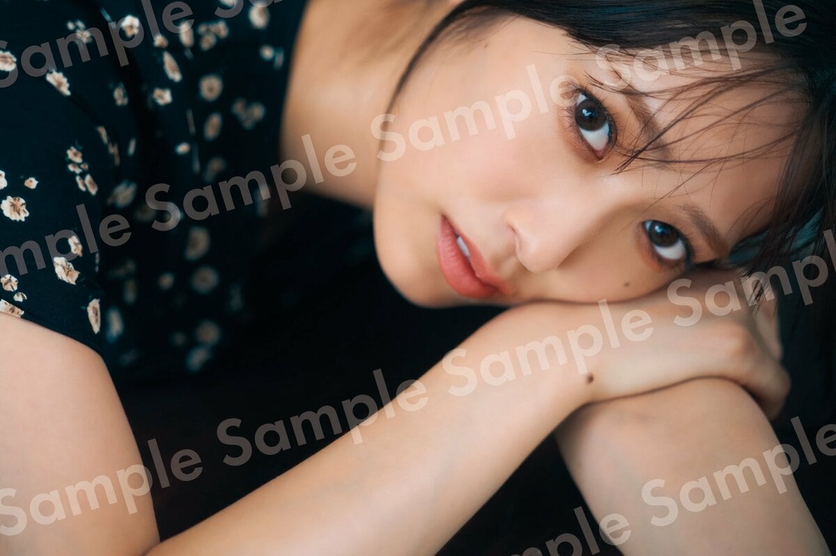 日向坂46佐々木久美1st写真集 封入特典ポストカード絵柄全6種が公開