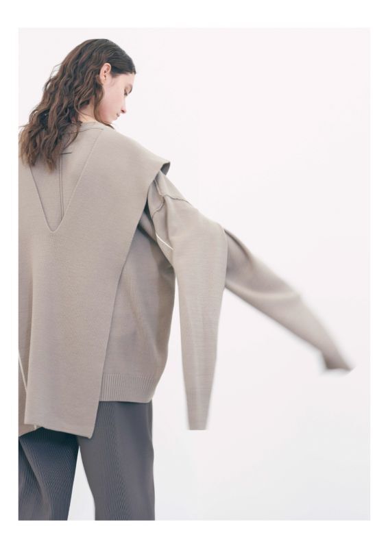 stein OVERSIZED FOUR SLEEVES KNIT CARDIGAN・GREIGE - tity