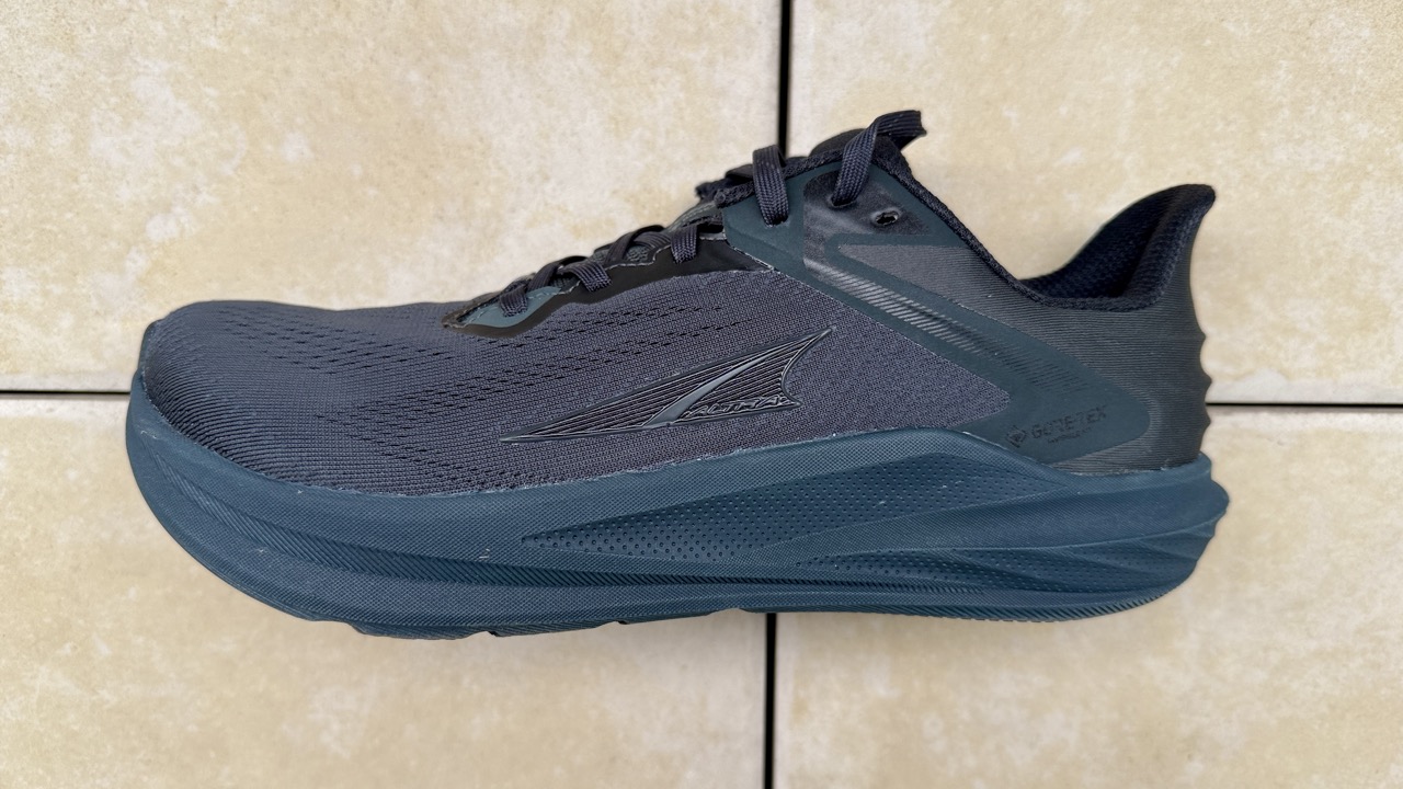 ALTRA Torin 8 GTX レビュー【防水ゼロドロップシューズ】｜ともらん！