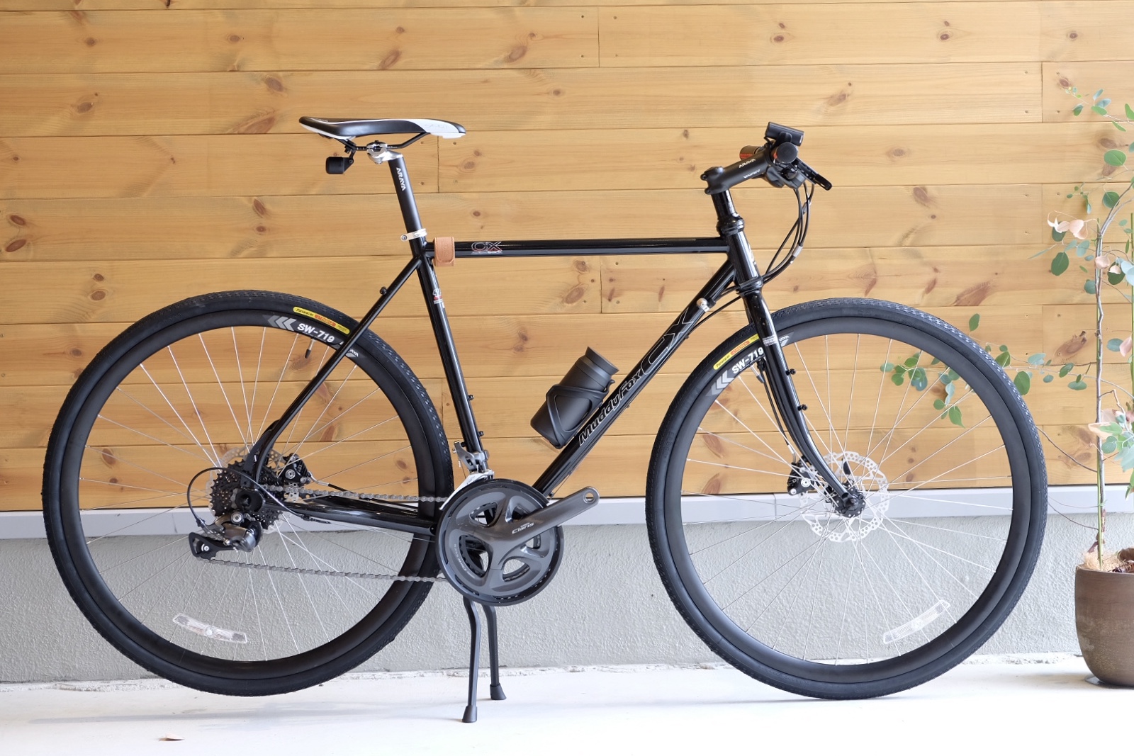 ARAYA / アラヤのクロモリツーリングクロス“Muddy Fox CX”納車です