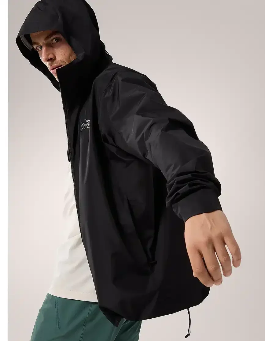 アークテリクス】街着に最適なソラノフーディをレビュー！サイズ感や