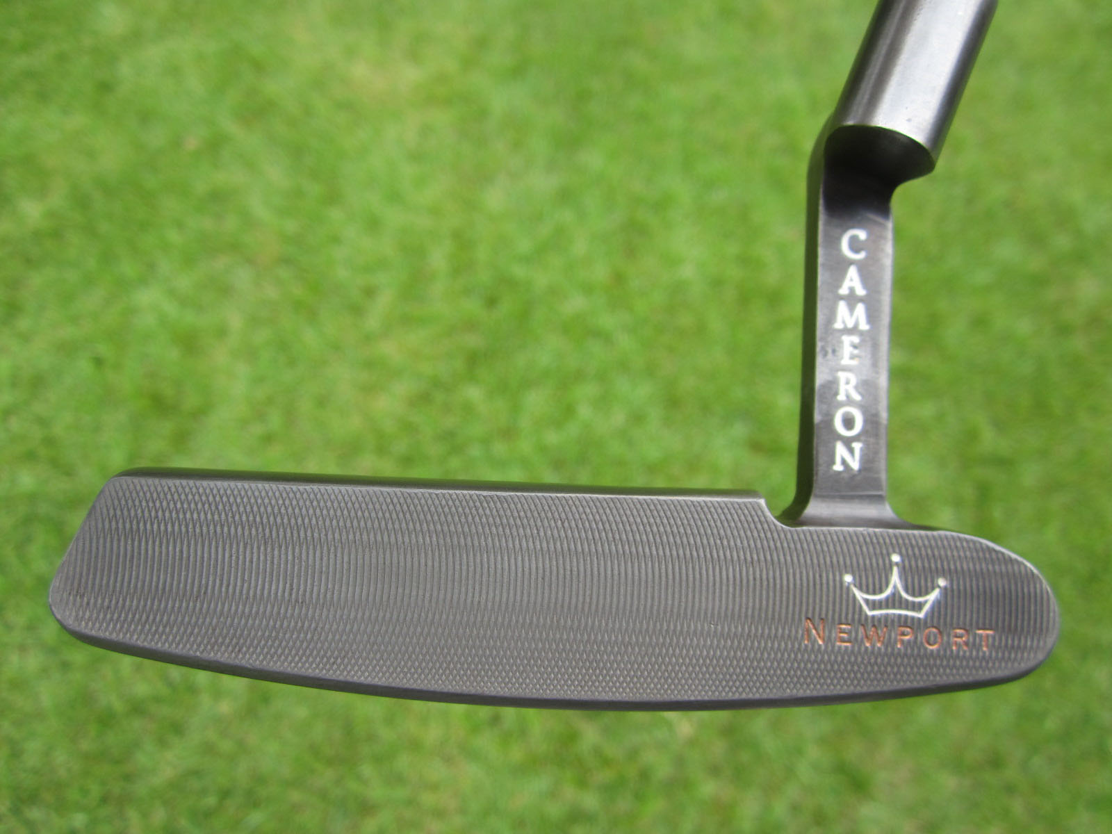 Scotty Cameron Newport Oil Can Classic - Tour Putter Gallery