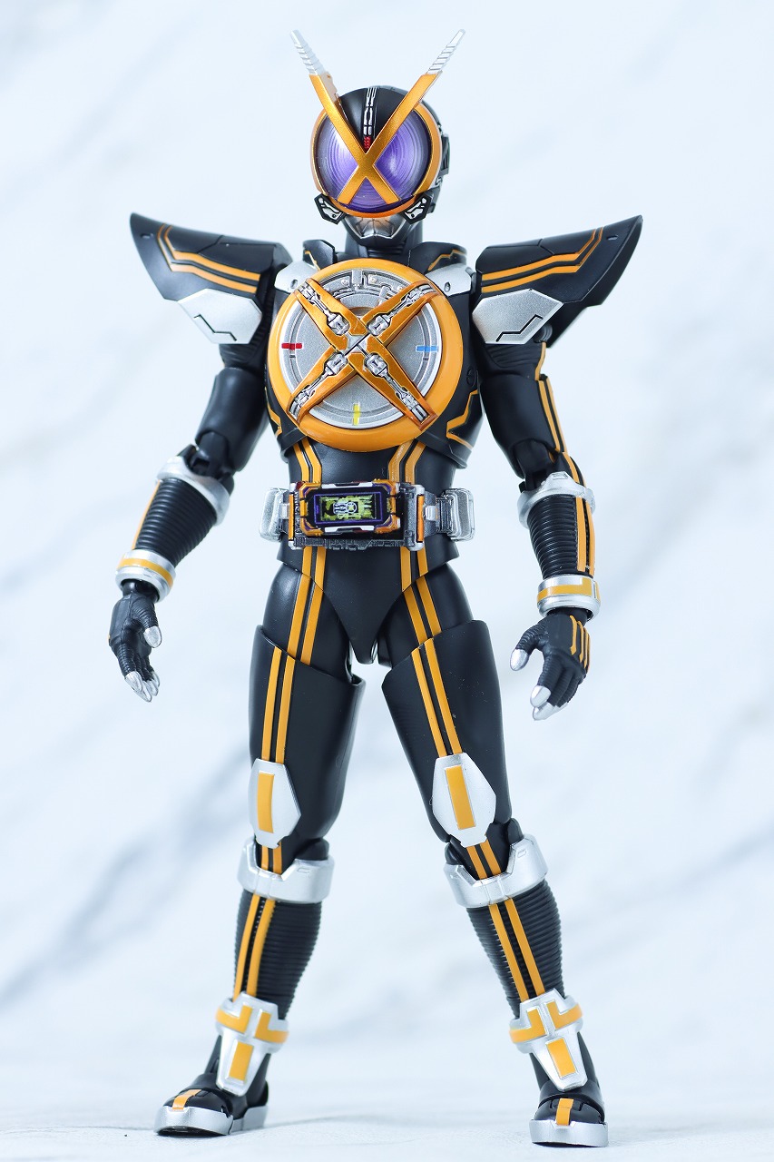 S.H.フィギュアーツ 真骨彫製法 仮面ライダーネクストカイザ レビュー