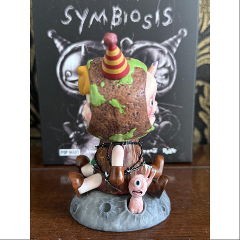 Hirono Polar Symbiosis Art Toy Figurine 2024 LIMITED – TOYSEZ