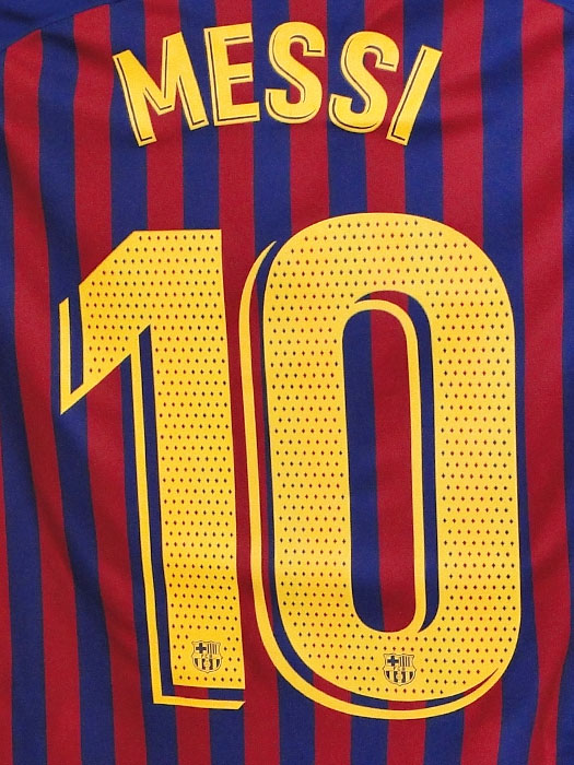楽天市場】(ナイキ) NIKE/18/19バルセロナ/ホーム/半袖/メッシ/LFP優勝