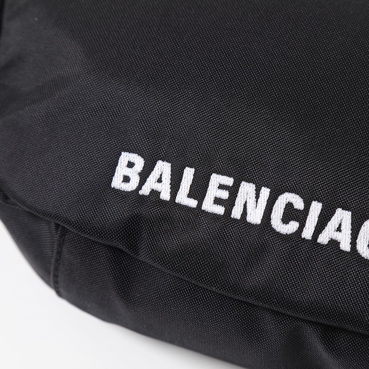 楽天市場】BALENCIAGA バレンシアガ ボディバッグ WHEEL 661926 H858X