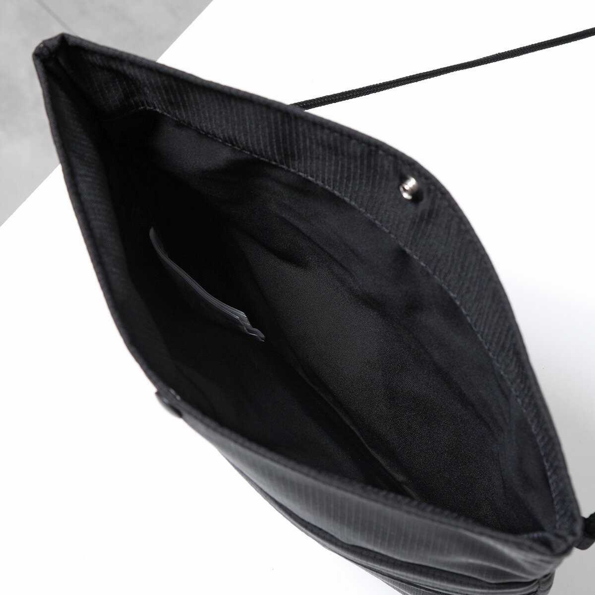 楽天市場】MONCLER GENIUS モンクレール サコッシュ 5L00001 M2471