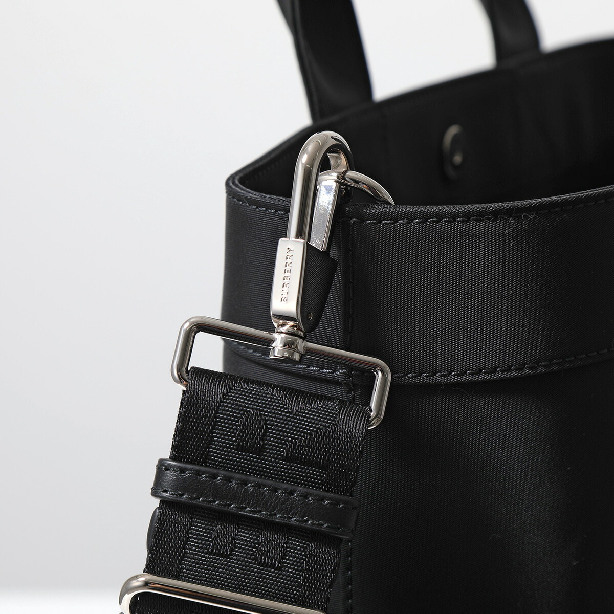 楽天市場】BURBERRY バーバリー トートバッグ ML ARTIE PN9 アーティ