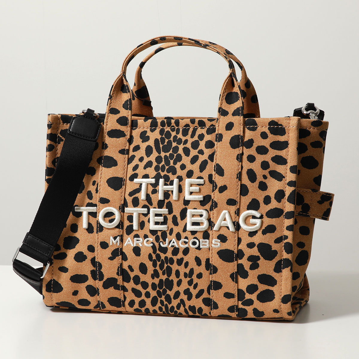 楽天市場】MARC JACOBS マークジェイコブス トートバッグ 2R4HTT002H03