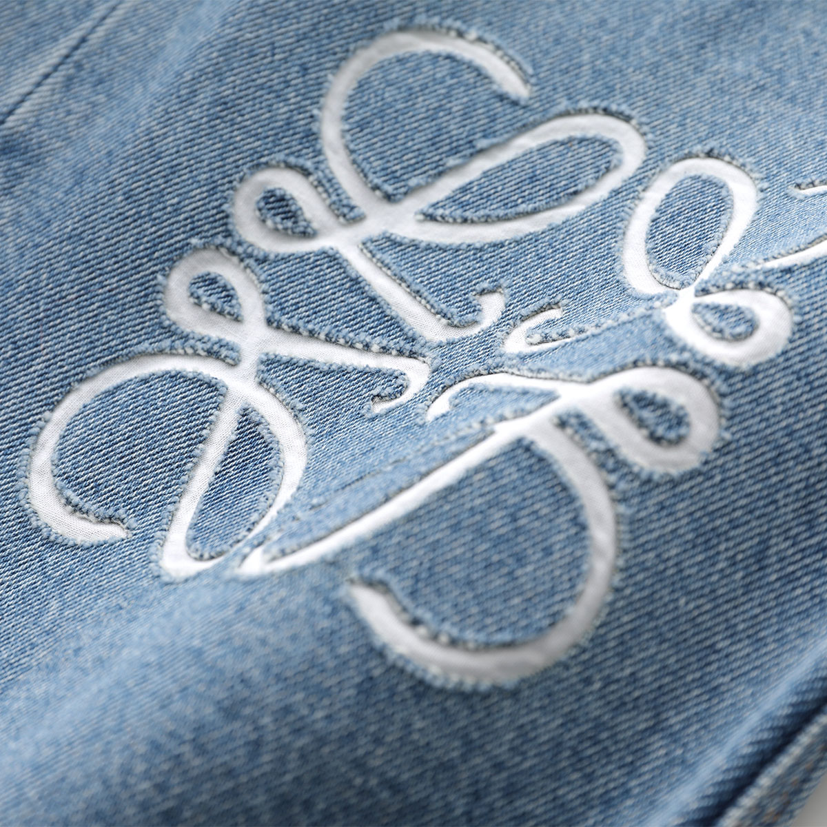 楽天市場】LOEWE ロエベ ジーンズ ANAGRAM CROPPED アナグラム
