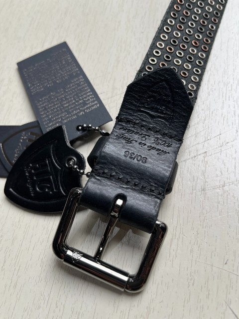 楽天市場】HTC ITALYエイチティーシー5000スタッズベルト black