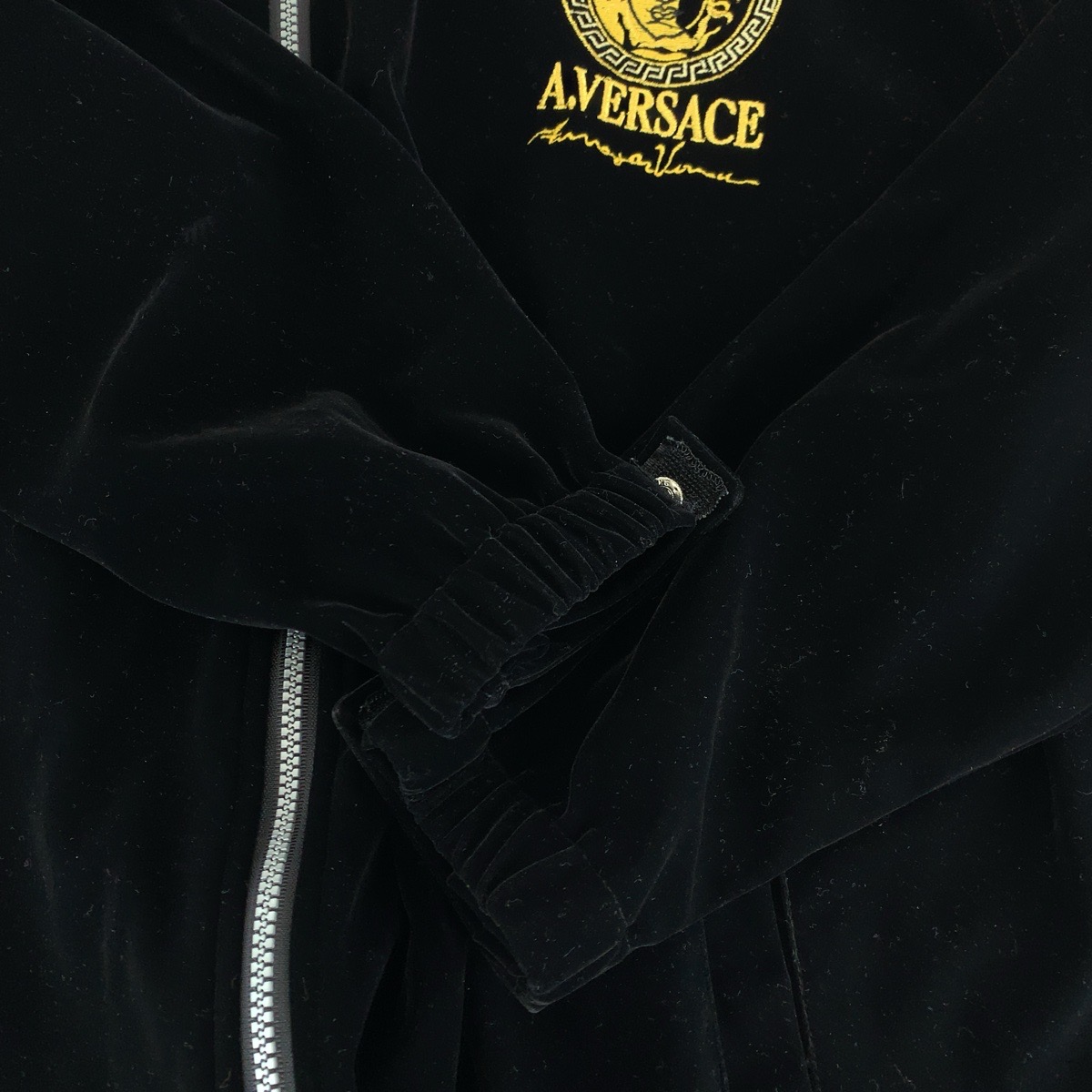 楽天市場】VERSACE ヴェルサーチ ヴィンテージ メデューサ ロゴ サイズ