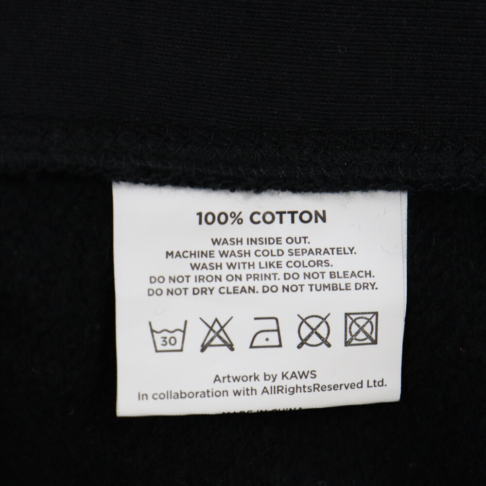 楽天市場】KAWS(カウズ) サイズ:L KAWS Holiday UK Companion Hoodie