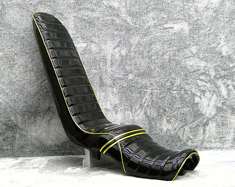 楽天市場】NC31 黒金エナ 三段シート / CB400SF NC31前期 3段