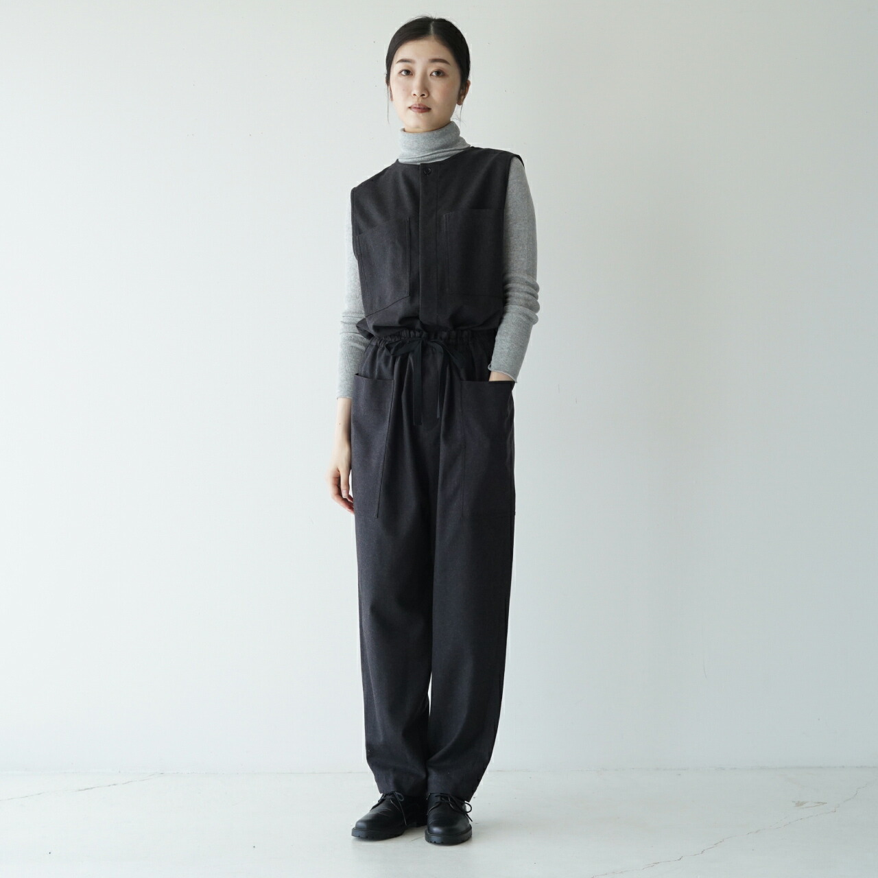 完売品 nicholson&nicholson ウールストライプオールインワン 完売品