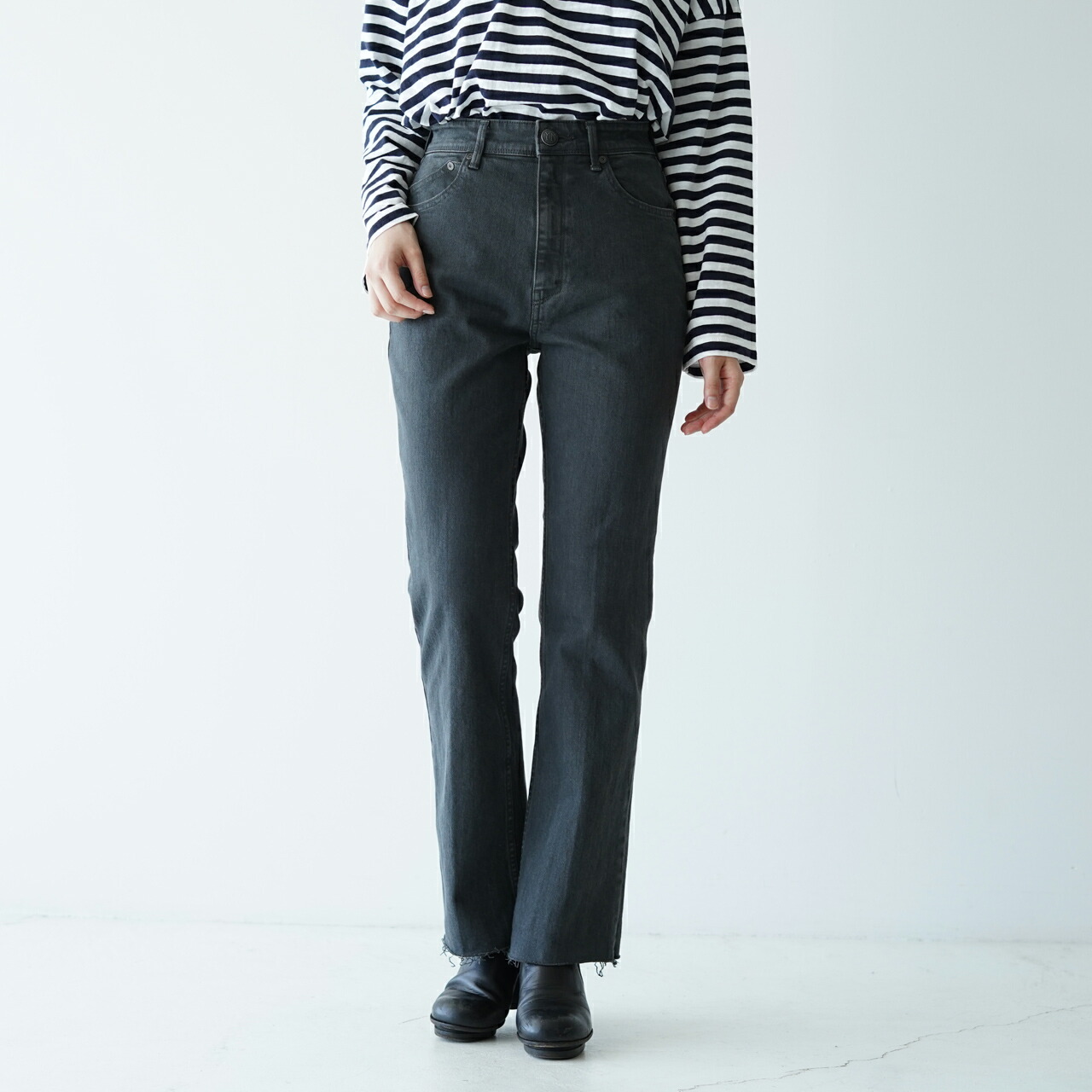 楽天市場】【アウトレット40%OFF】ヤヌーク YANUK セミ フレア デニム