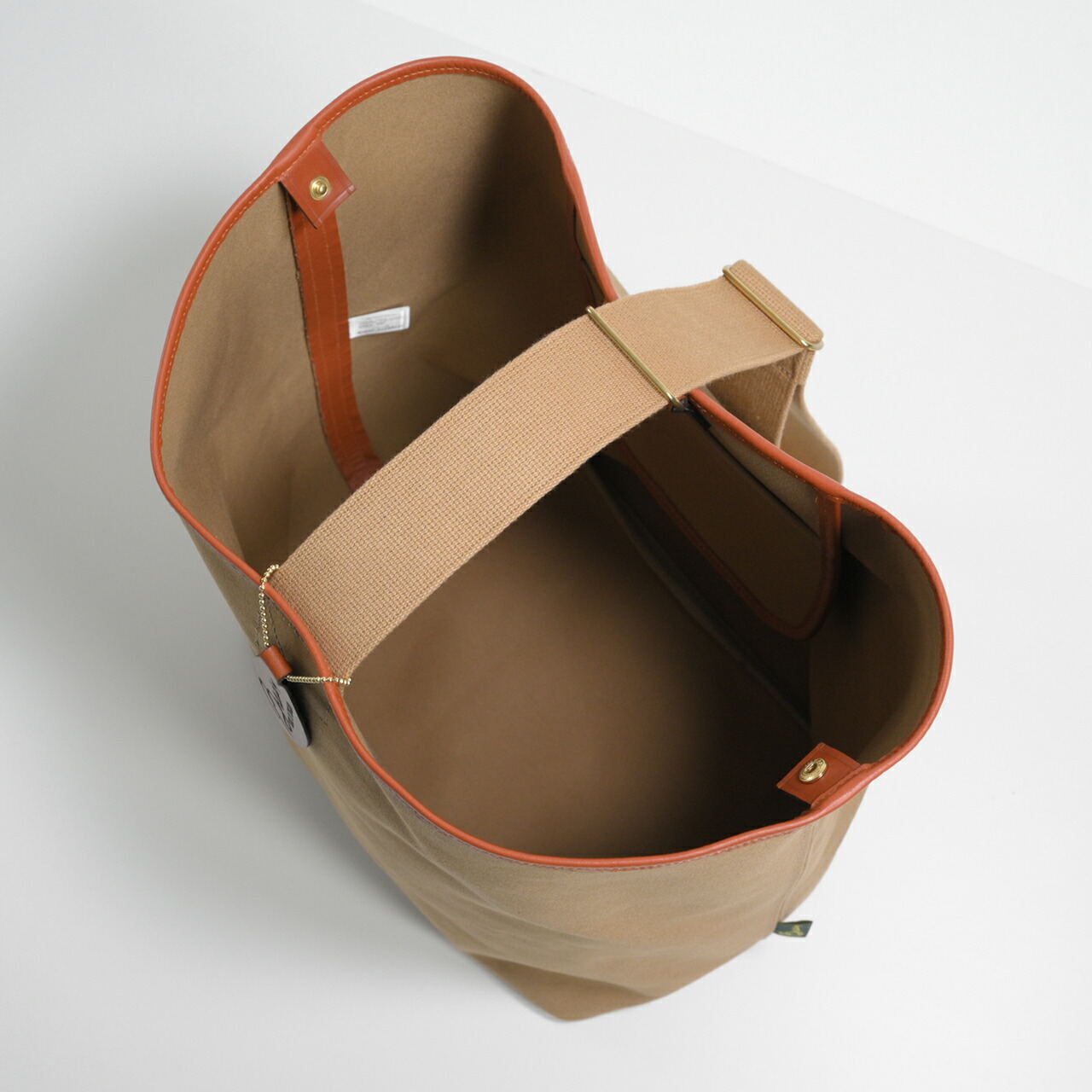 楽天市場】ブレディ Brady トウ TAW ワンショルダーバッグ イギリス製