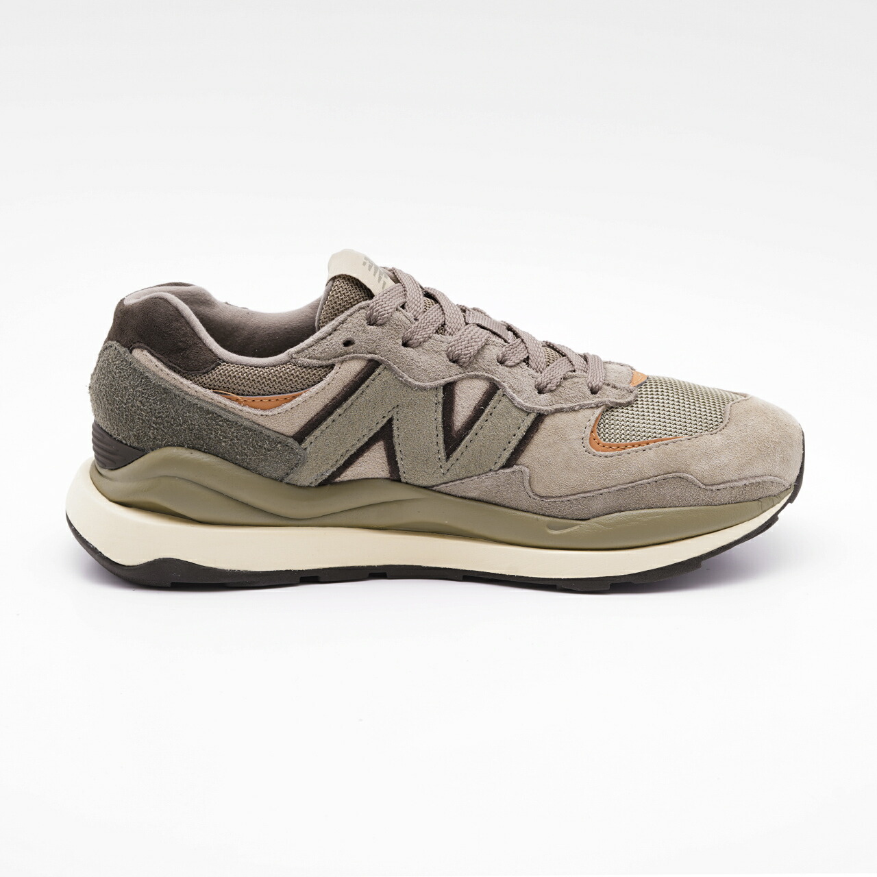 楽天市場】ニューバランス new balance M5740RSB ピッグスキンスエード