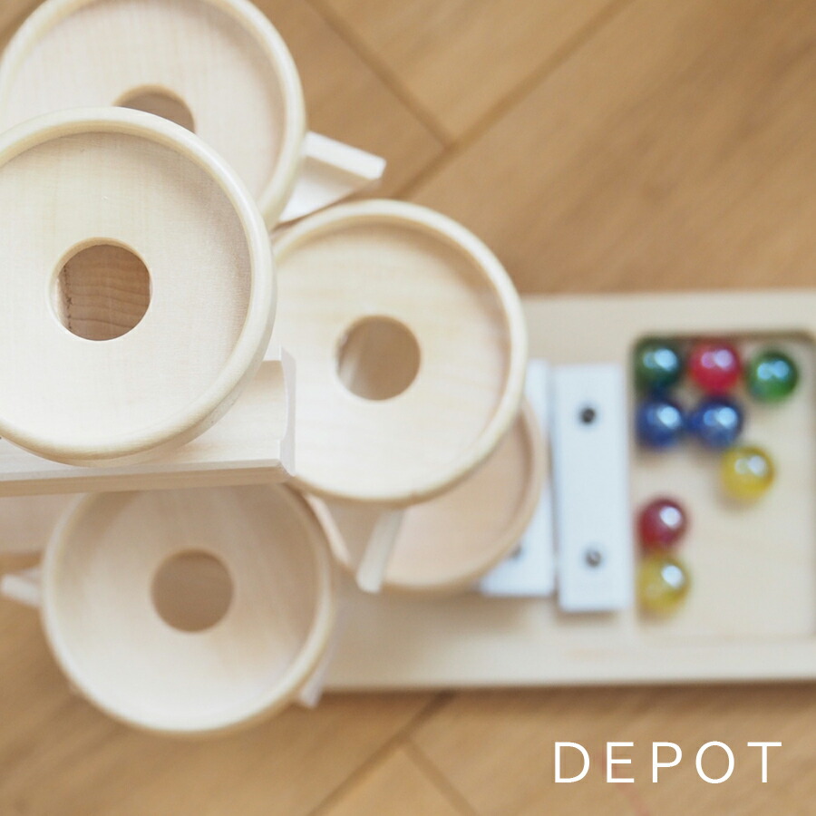 楽天市場】BECK社 トレイクーゲルタワー ナチュラル 木のおもちゃ 玉