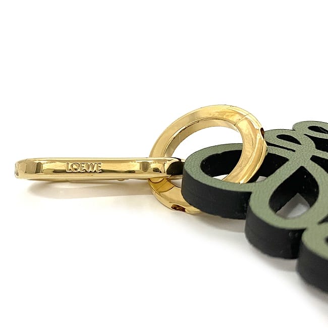 楽天市場】【送料無料】 ロエベ チャーム ブラック グリーン ゴールド