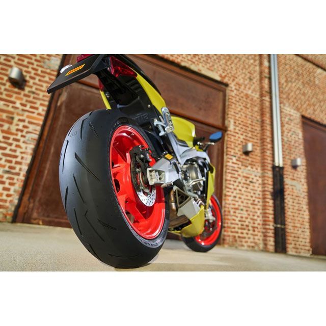 ピレリ ディアブロ ロッソIV コルサ 190/55ZR17 (バイク用タイヤ) 価格