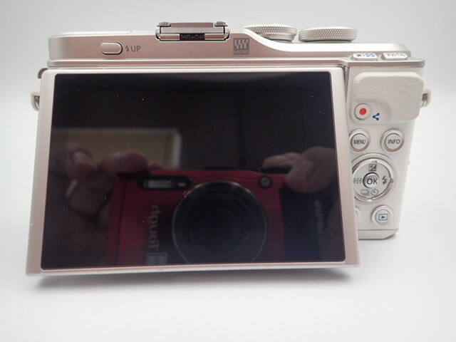楽天市場】【中古品】 OLYMPUS PEN E-PL10 EZダブルズームキット