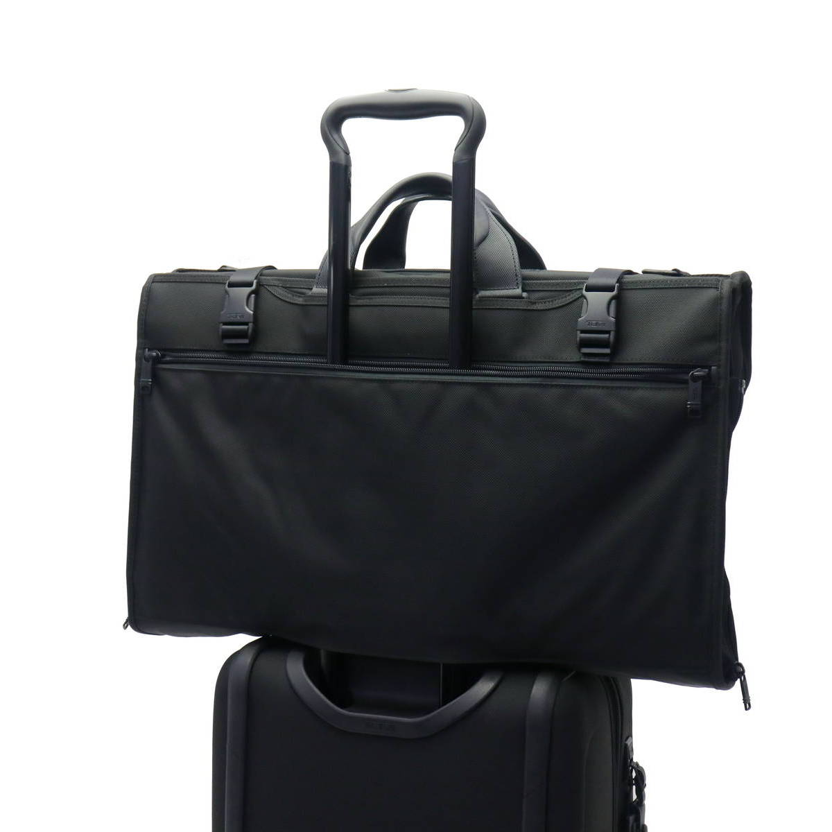 楽天市場】【正規品5年保証】 トゥミ ガーメントバッグ TUMI Alpha3