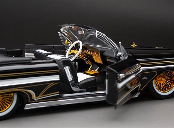 楽天市場】ミニカー 1/18 シボレー インパラ コンバーチブル