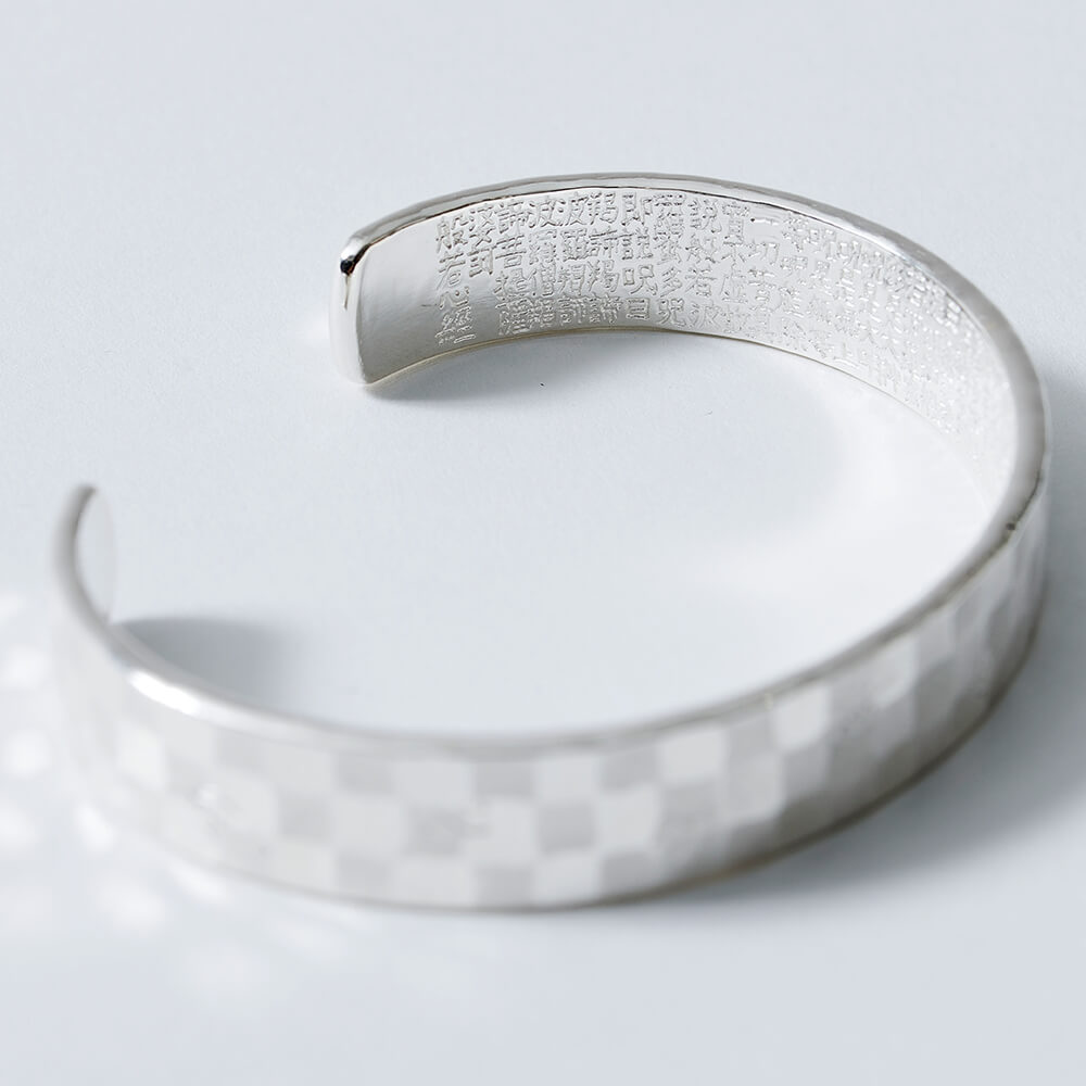 楽天市場】般若心経 刻印原版手彫り 銀 箱入り ギフト 伝統工芸品 東京