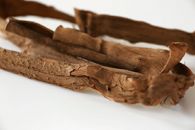 茶色の植物繊維 、山葡萄のつる、 未使用 茶色の植物繊維 、山葡萄の