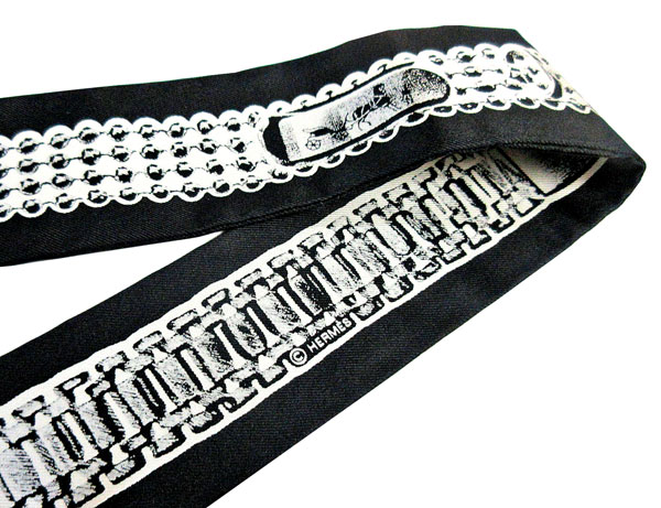 楽天市場】≪新品≫エルメス ツイリー「TRESOR DE MEDOR/トレゾール