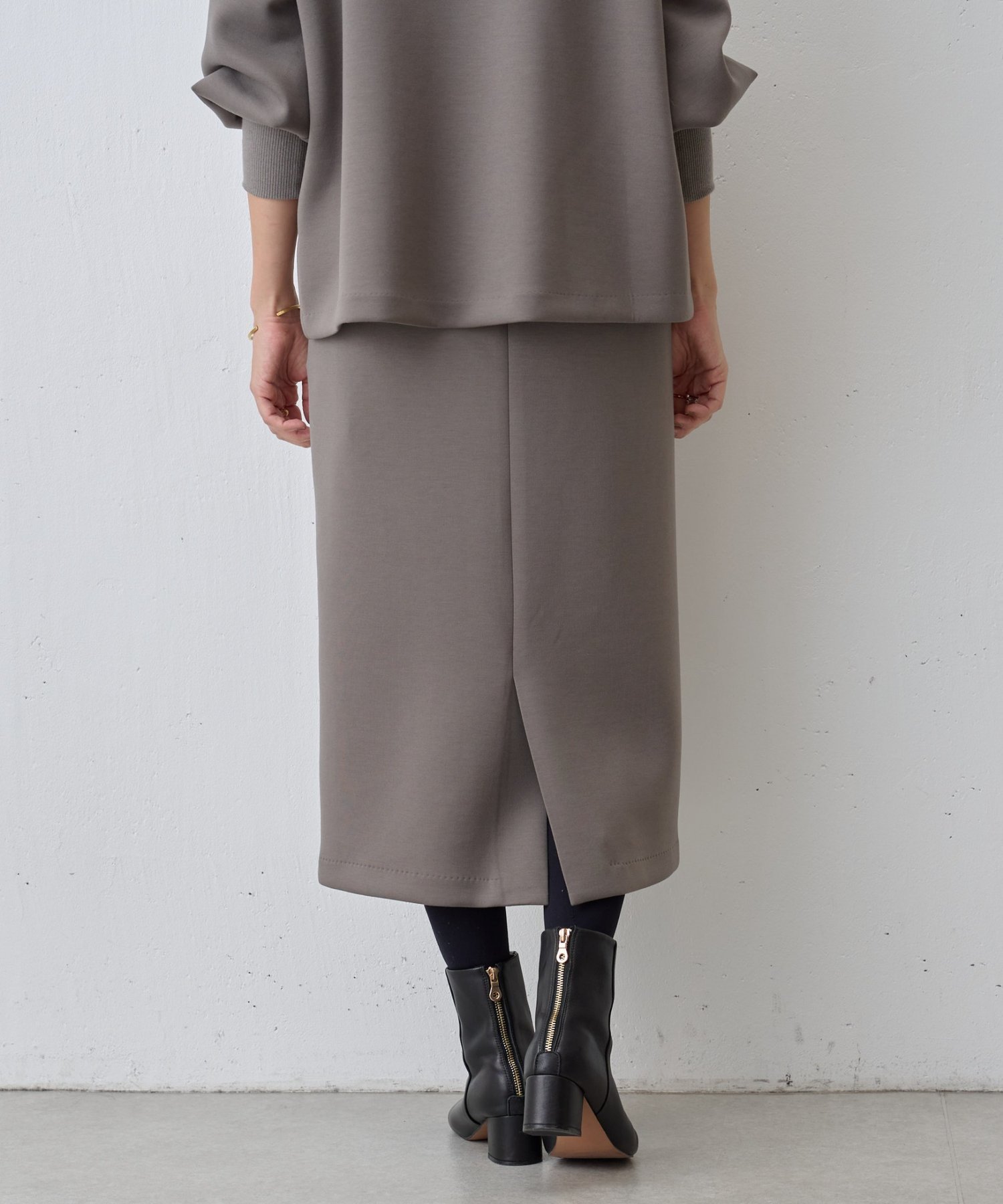 BEARDSLEY｜ダンボールタイトスカート | Rakuten Fashion(楽天