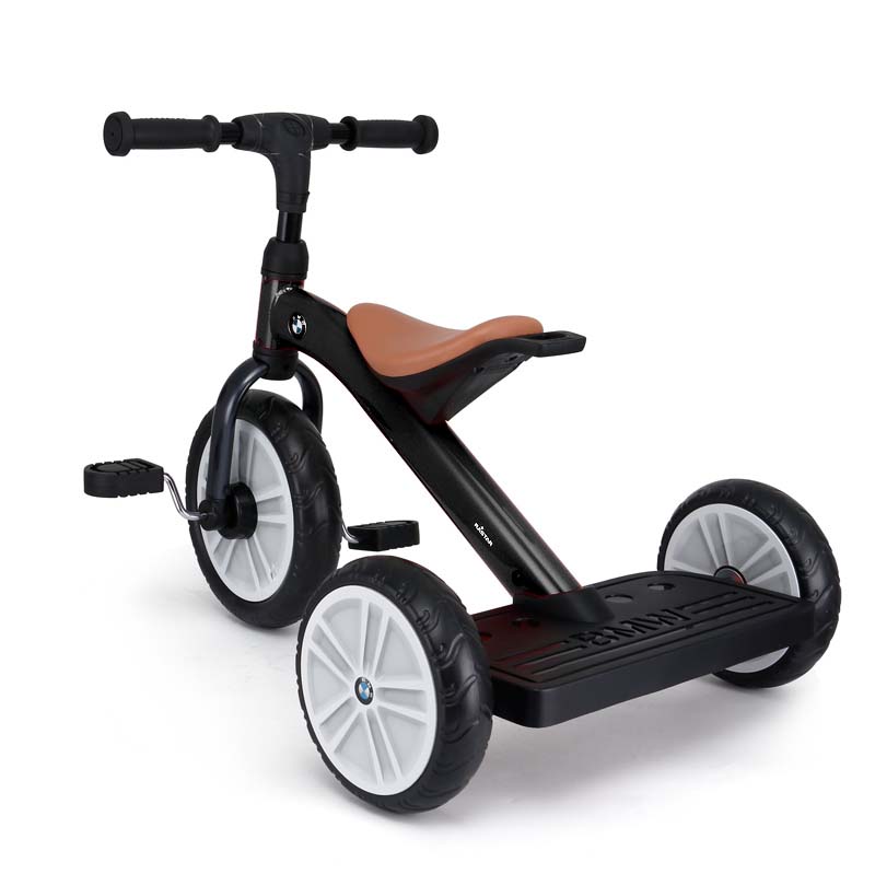 楽天市場】三輪車 BMW 《正規ライセンス》 キックバイク 全2色 2歳 3歳