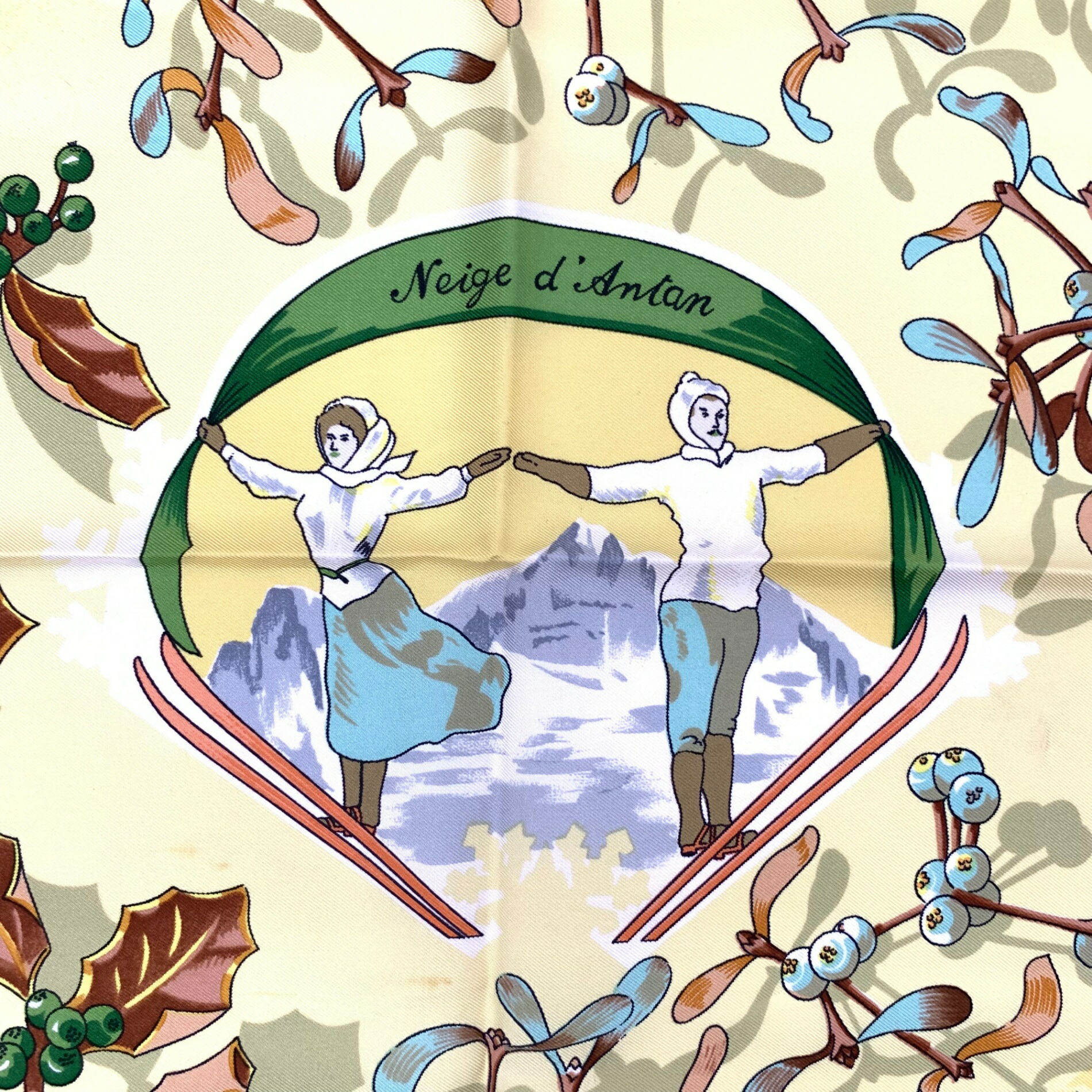 楽天市場】HERMES エルメス カレ 90 Neige d'Antan 去年の雪 イエロー