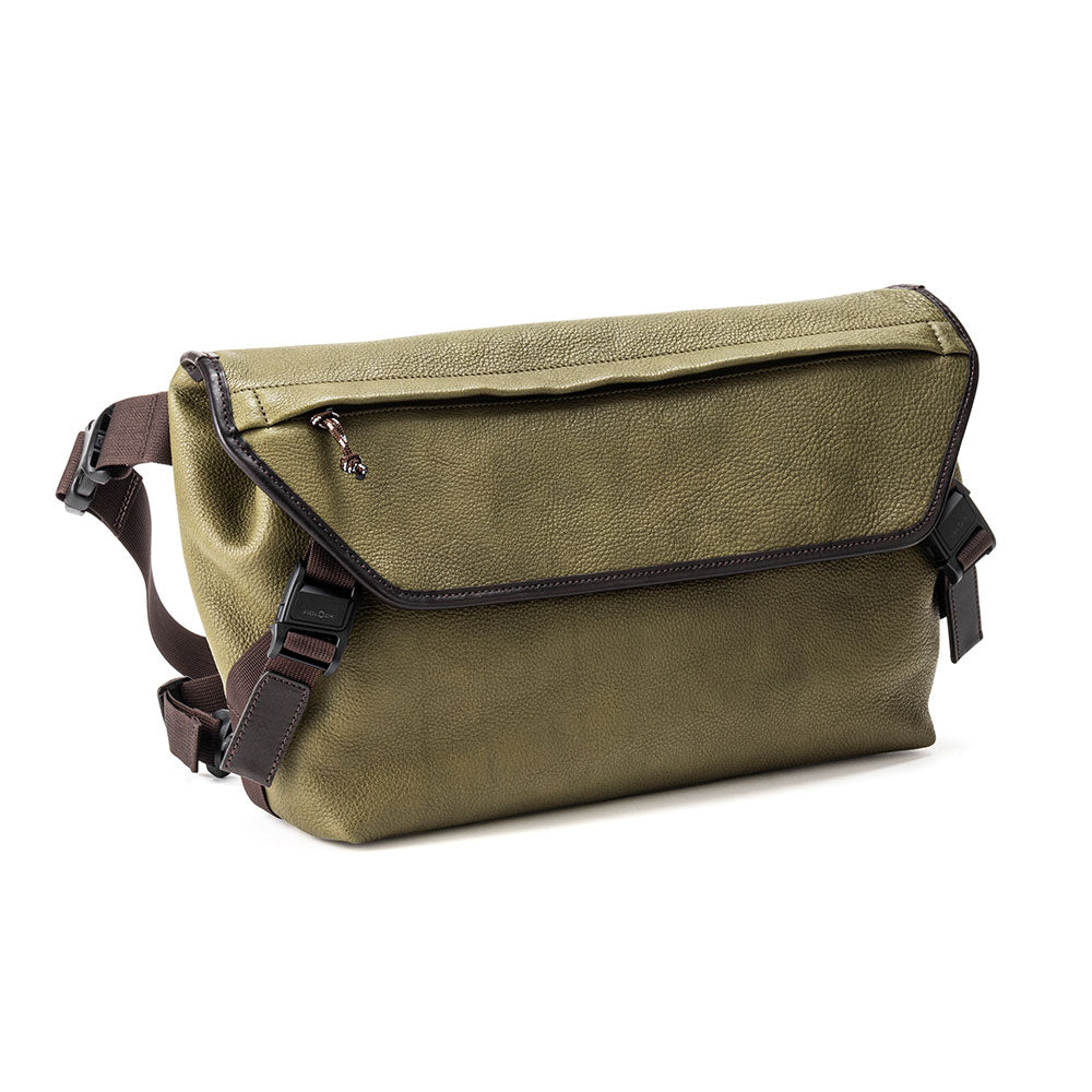 楽天市場】【土屋鞄公式】ザ・シーンズ メッセンジャーバッグ : 土屋鞄