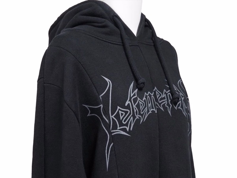 楽天市場】VETEMENTS ヴェトモン 16SS 再構築 メタルロゴ スウェット