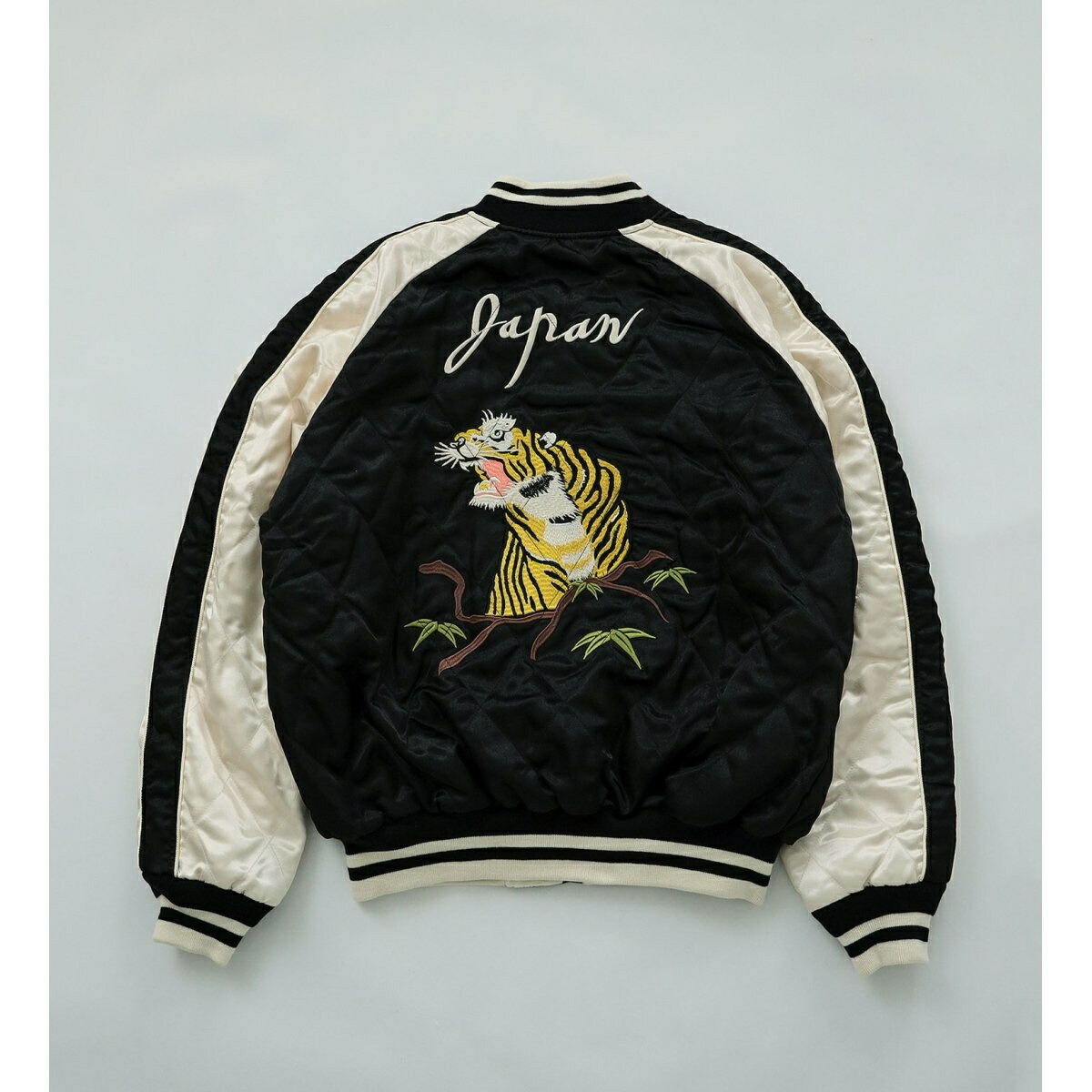 楽天市場】リバーシブルスーベニアジャケット / スカジャン／アルファ